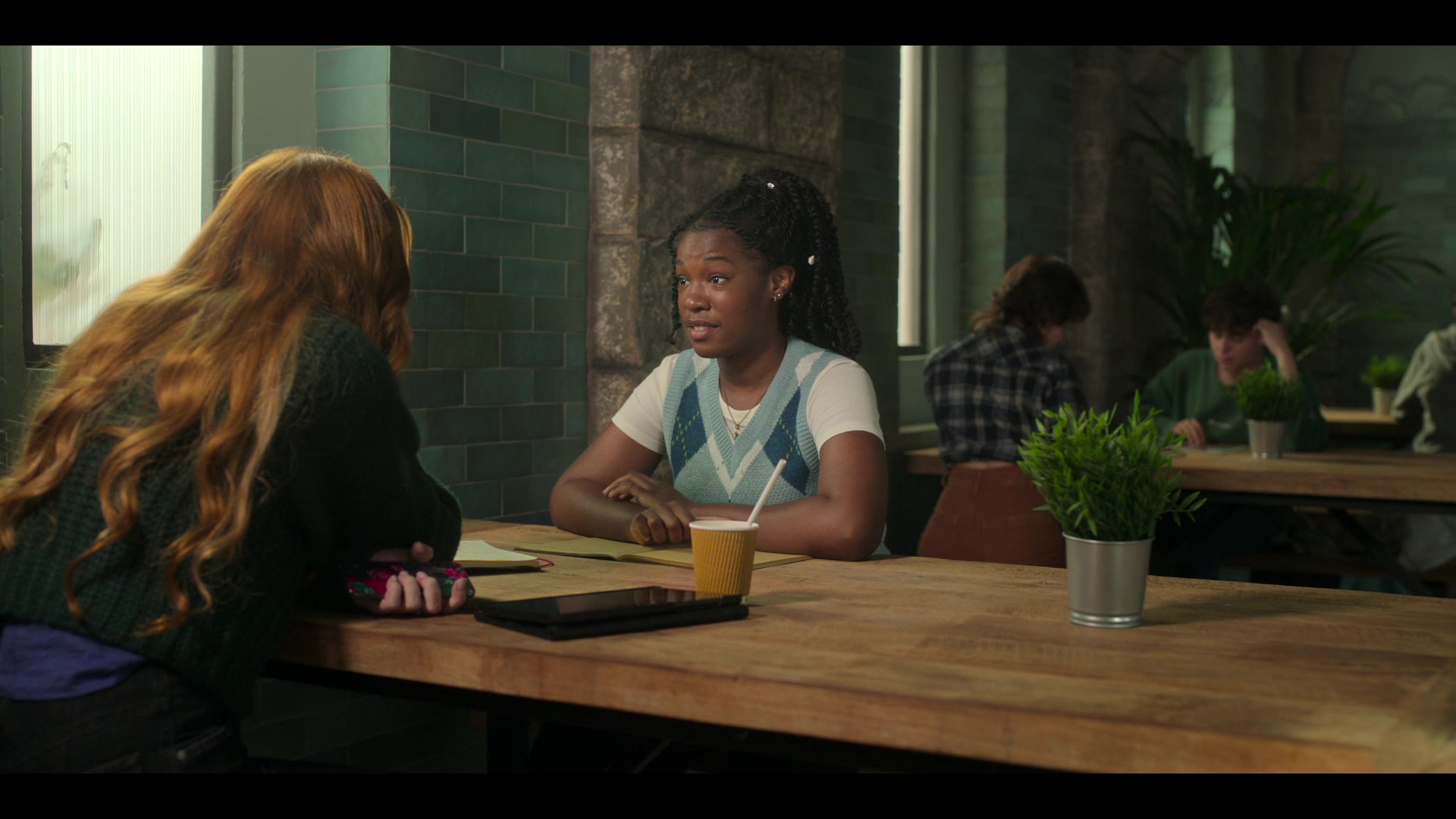 Fate_The_Winx_Saga_S02E04_An_Hour_Before_the_Devil_Fell_1080p_000410.jpg Fate_The_Winx_Saga_S02E04_An_Hour_Before_the_Devil_Fell_1080p_000410.jpg