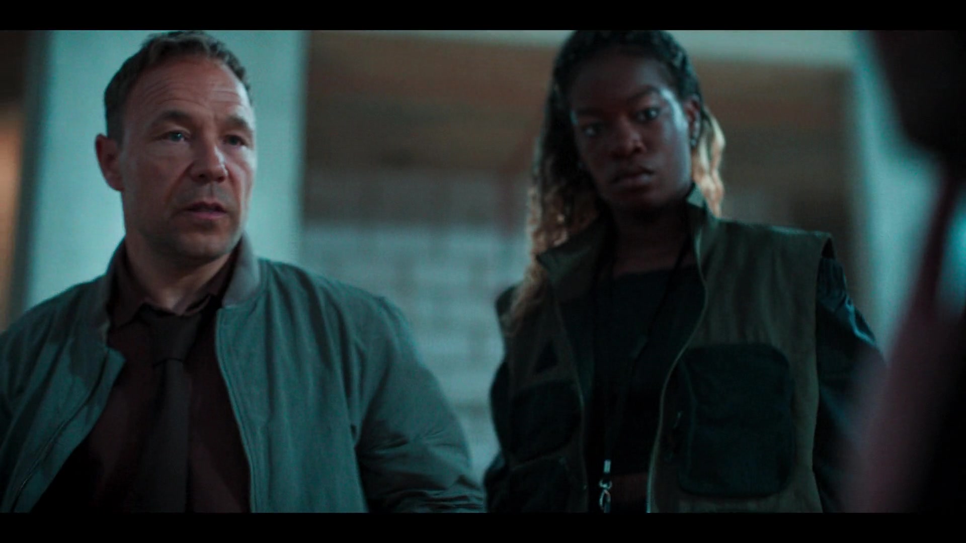 Code_404_S02E05_1080p_001326.jpg