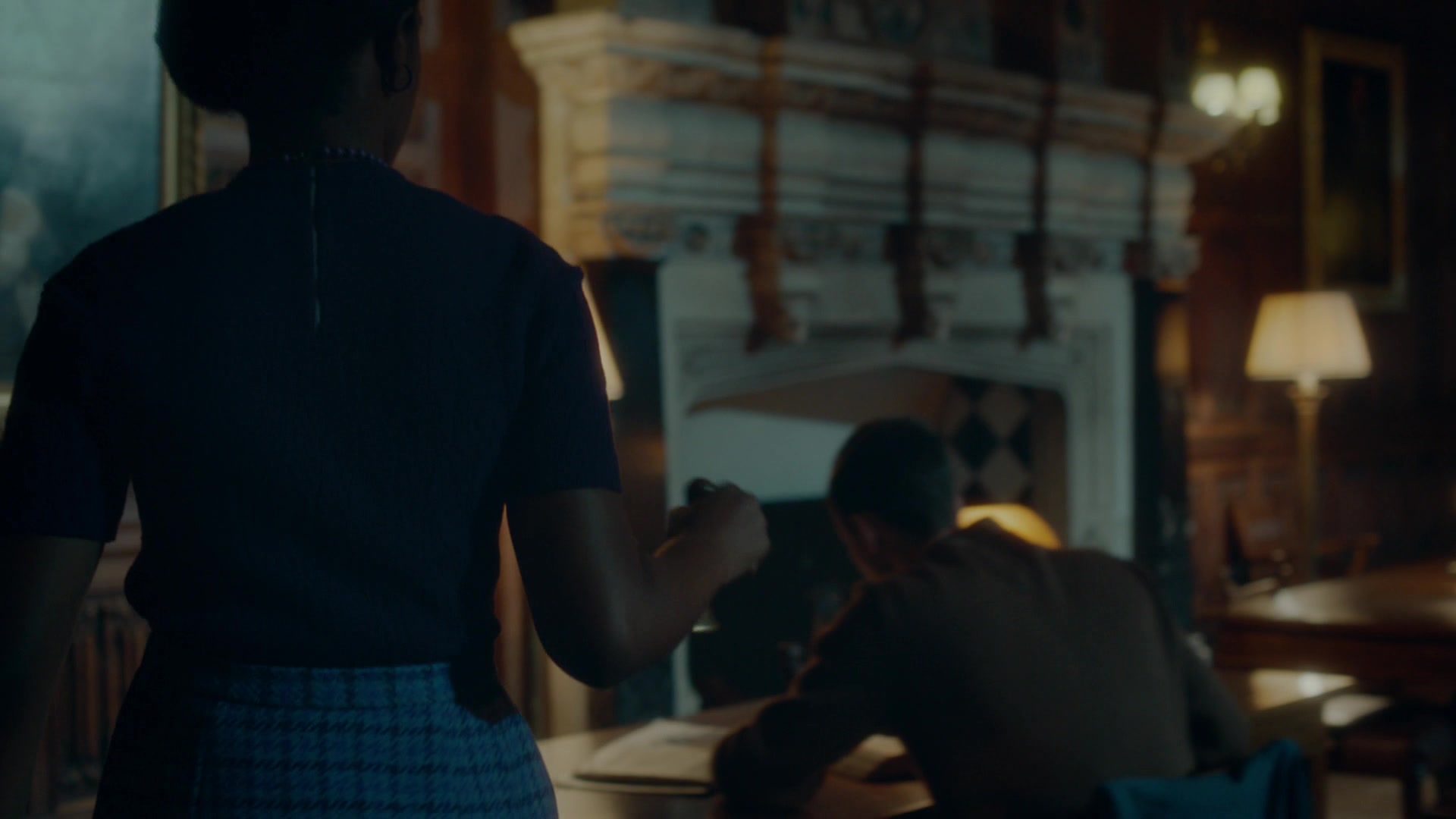 Endeavour_S06E04_Deguello_1080p_000361.jpg Endeavour_S06E04_Deguello_1080p_000361.jpg