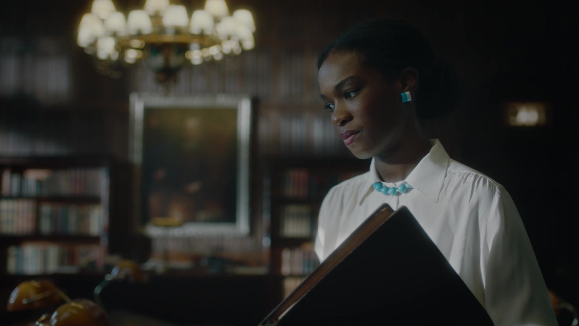 Endeavour_S06E04_Deguello_1080p_001500.jpg