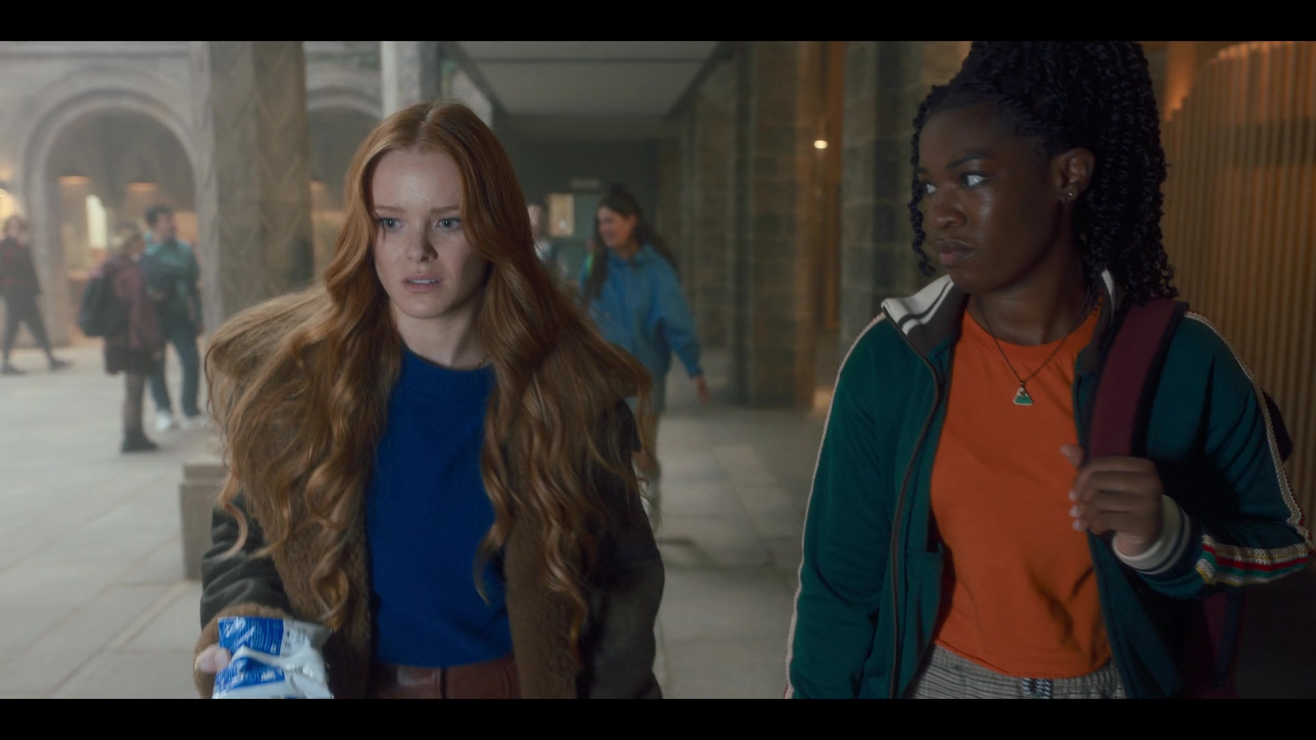 Fate_The_Winx_Saga_S02E01_Low-Flying_Panic_Attack_1080p_001020.jpg Fate_The_Winx_Saga_S02E01_Low-Flying_Panic_Attack_1080p_001020.jpg